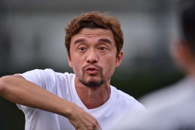 日本成年一区久久综合
